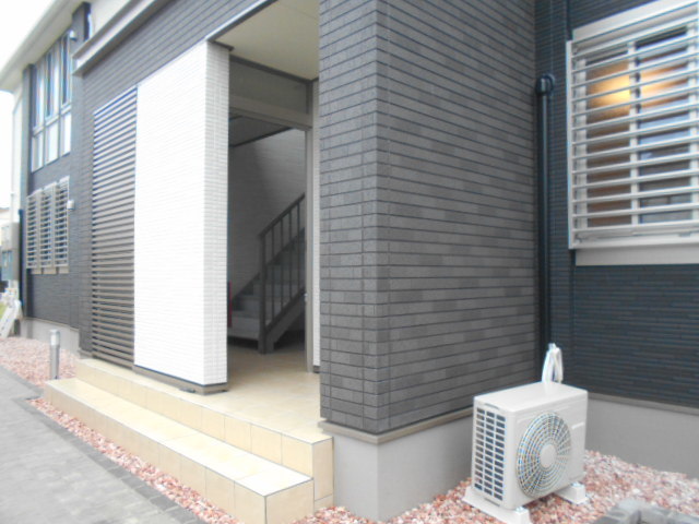 13/20 エントランス