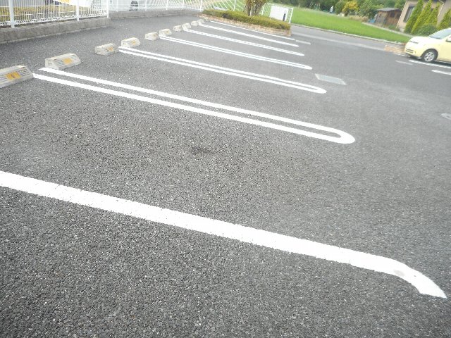 2/11 駐車場