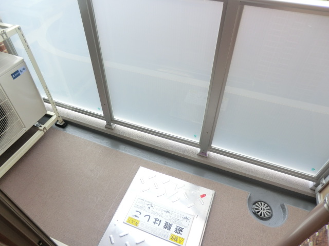 14/23 バルコニー