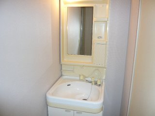 13/30 洗面