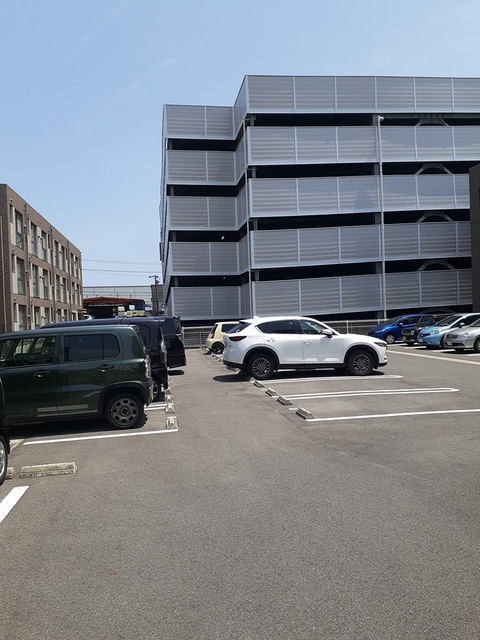 2/8 駐車場