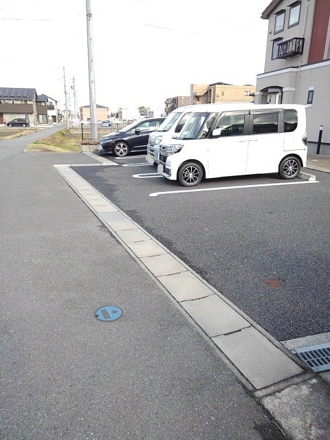 17/25 駐車場