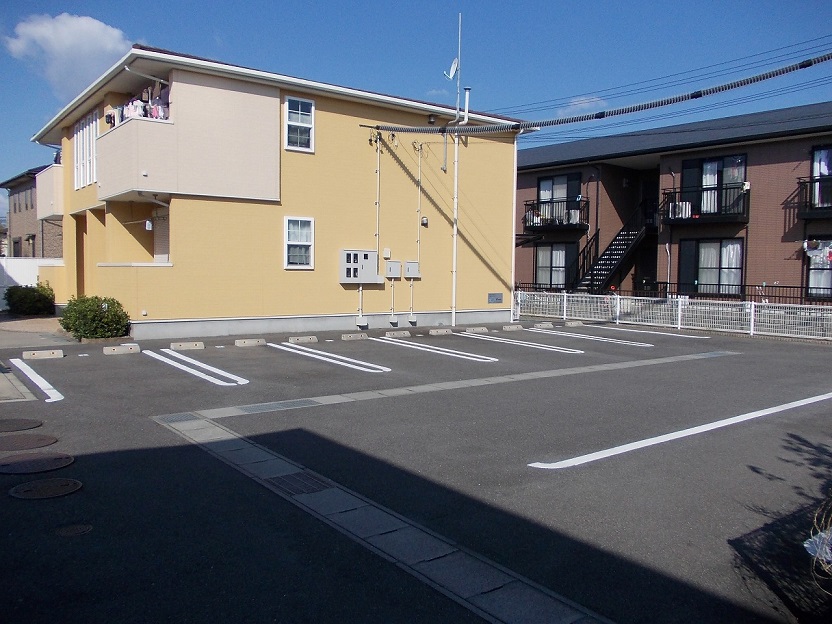 22/30 駐車場