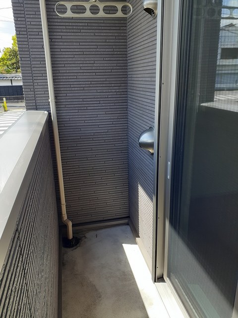 15/28 バルコニー