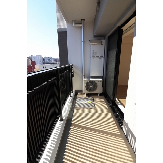13/19 バルコニー