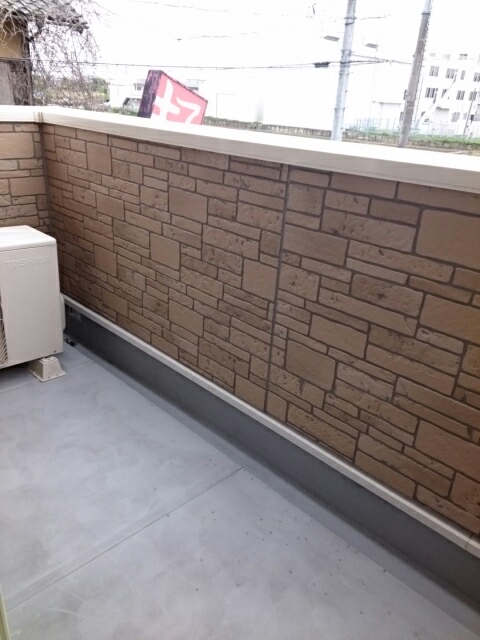 15/28 バルコニー