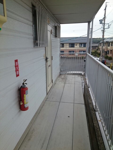 13/22 エントランス