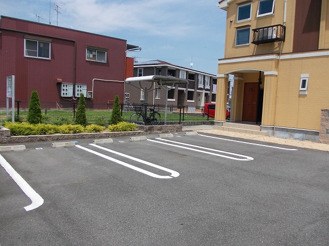 14/20 駐車場