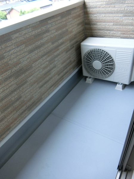 19/28 バルコニー