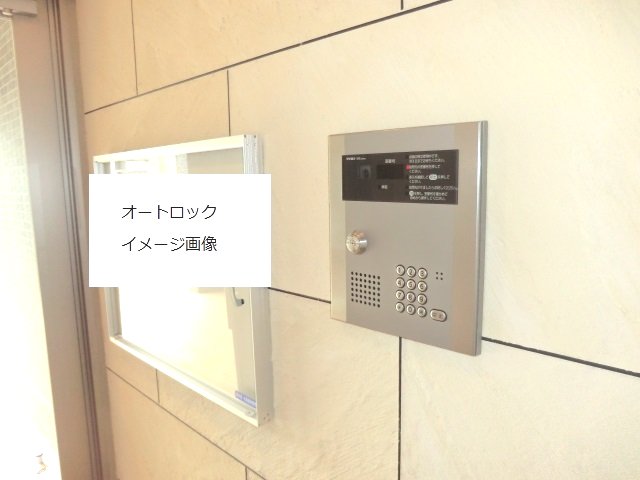 18/24 エントランス
