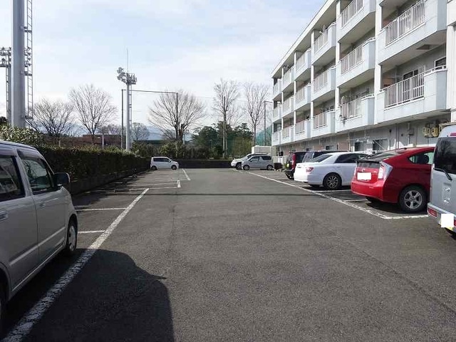 14/20 駐車場