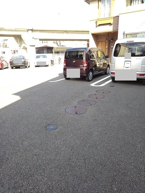 14/22 駐車場