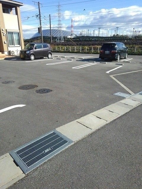 2/7 駐車場