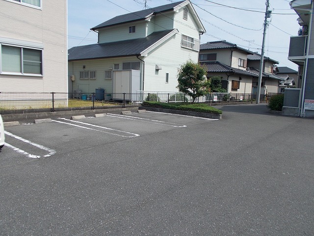 14/20 駐車場