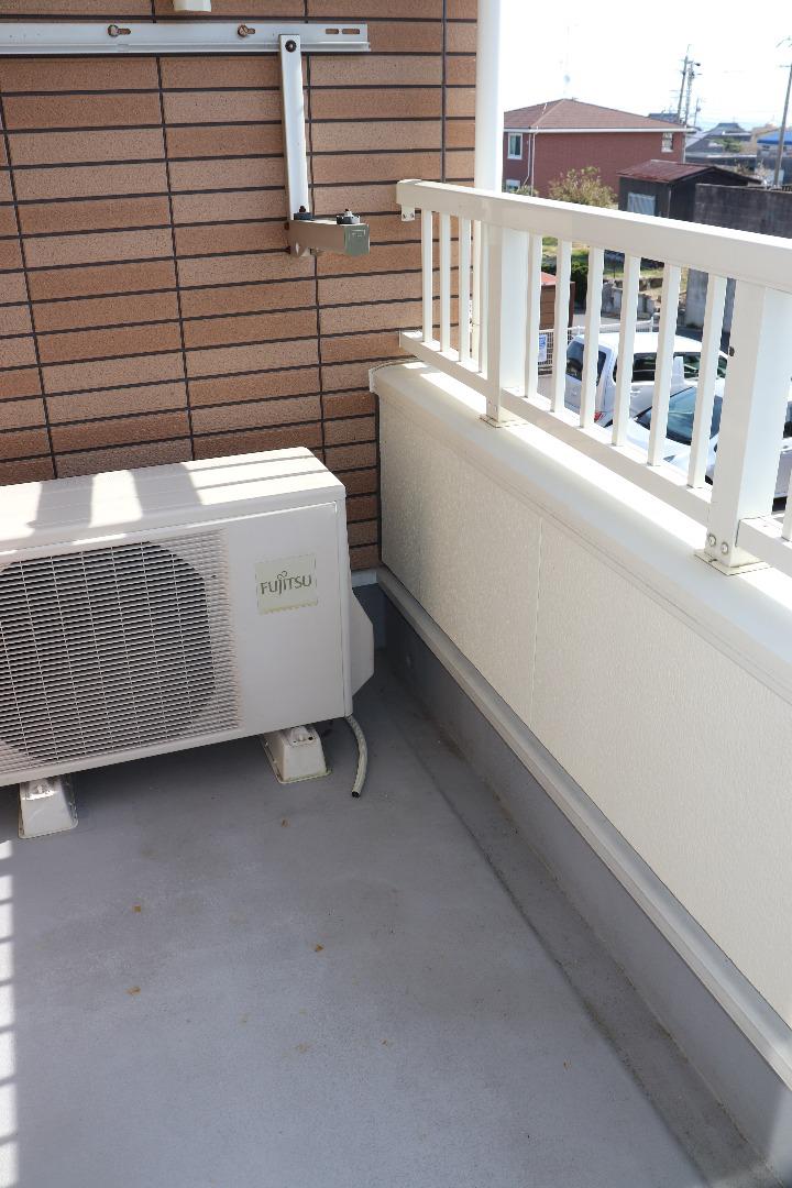 13/23 バルコニー