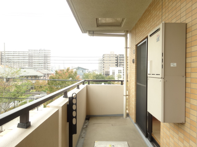 14/22 バルコニー