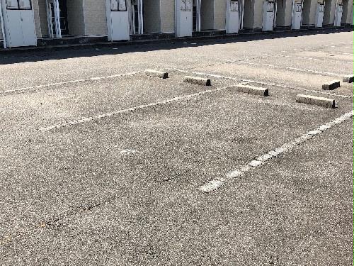 13/18 エントランス