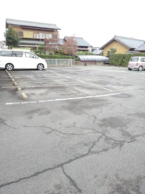 14/22 駐車場