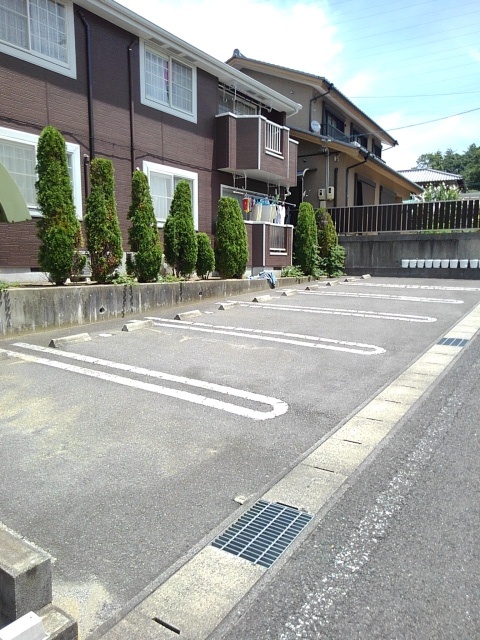 14/22 駐車場