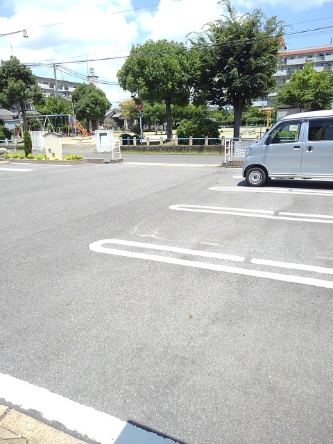 18/26 駐車場