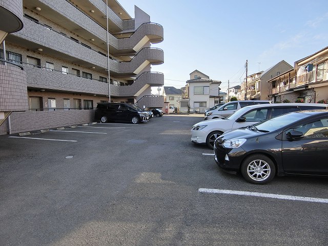 14/22 駐車場