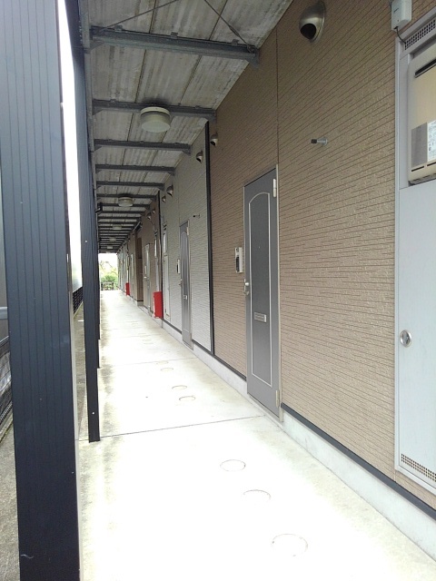 22/30 エントランス