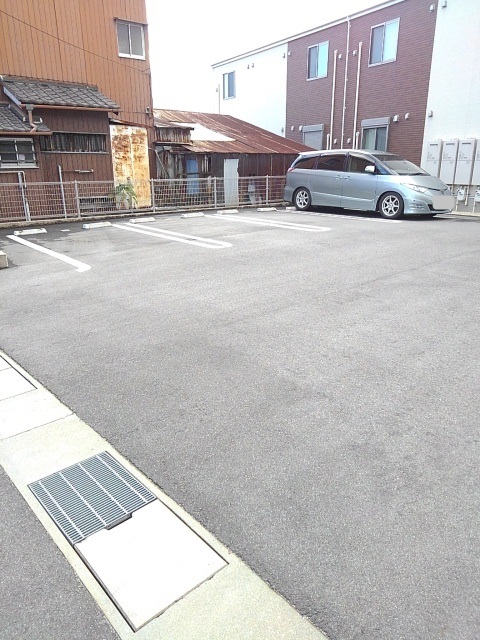 14/21 駐車場