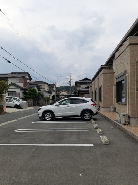 14/20 駐車場