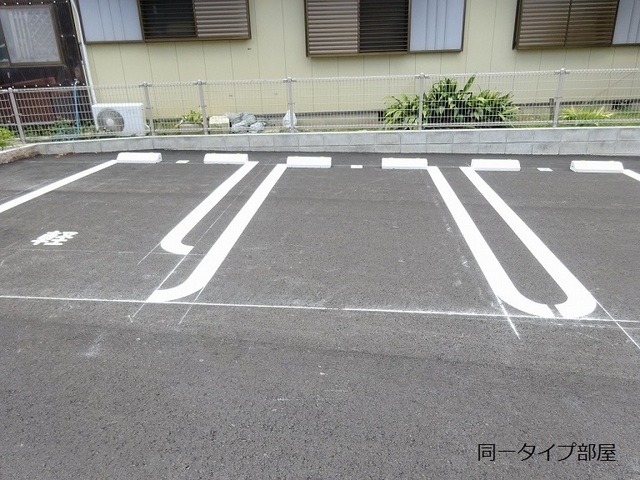 2/8 駐車場