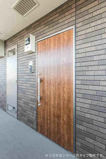 13/24 エントランス