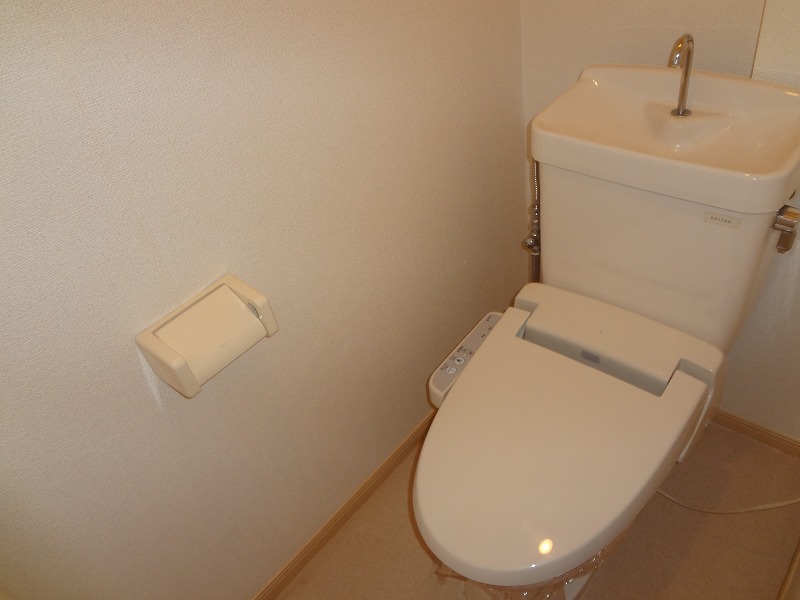 14/20 エントランス