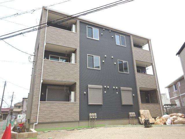 2/30 外観