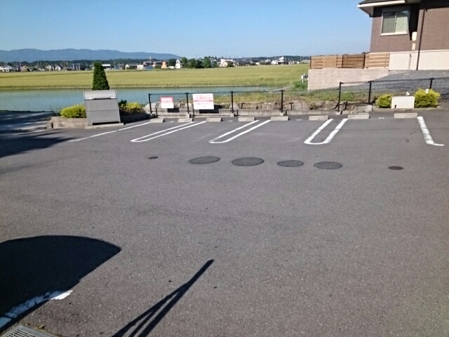 14/20 駐車場