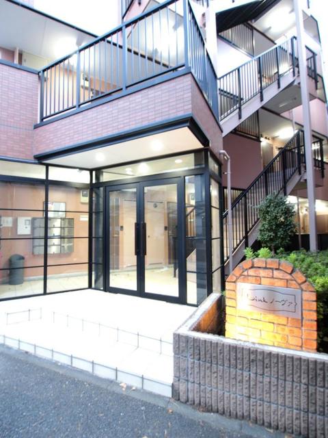 14/15 エントランス