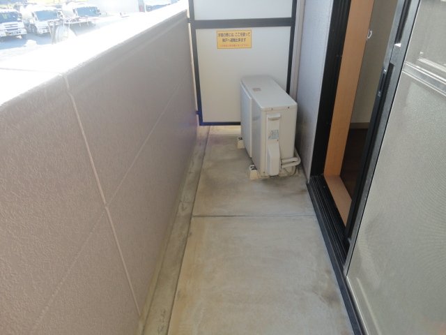 18/24 バルコニー