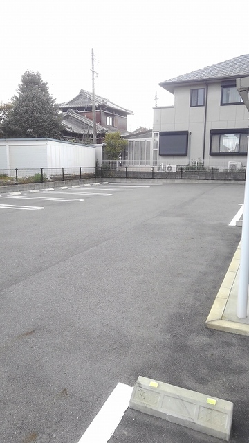 14/20 駐車場