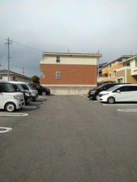 16/24 駐車場