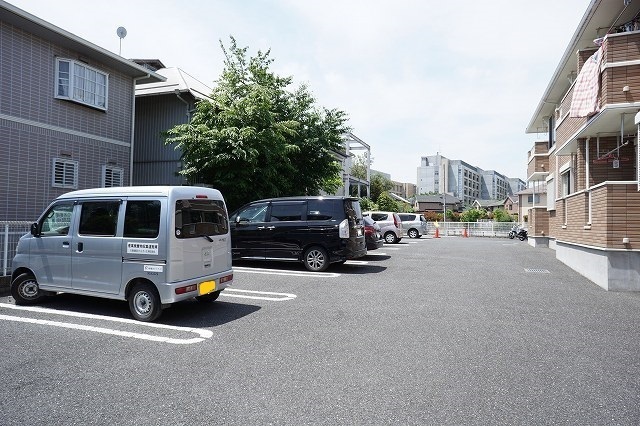 14/22 駐車場