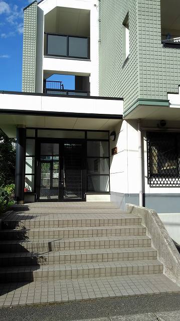 14/23 エントランス