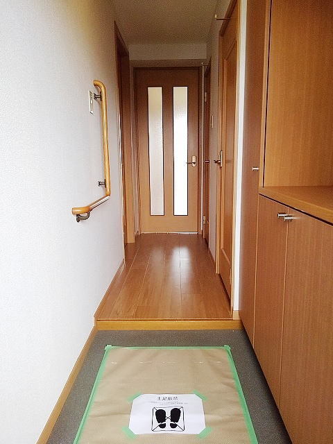 7/22 玄関