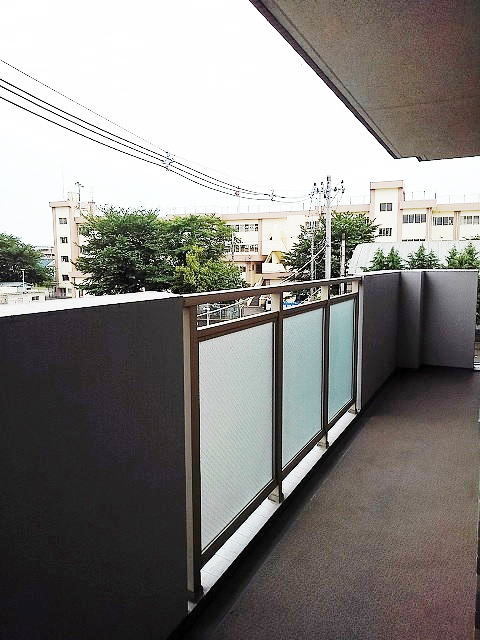 13/22 バルコニー