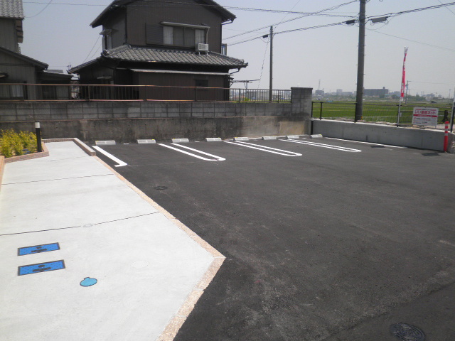 22/30 駐車場