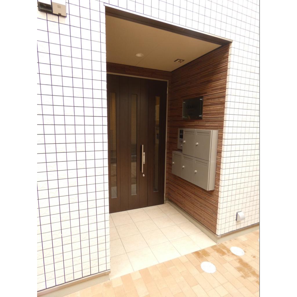 14/14 エントランス