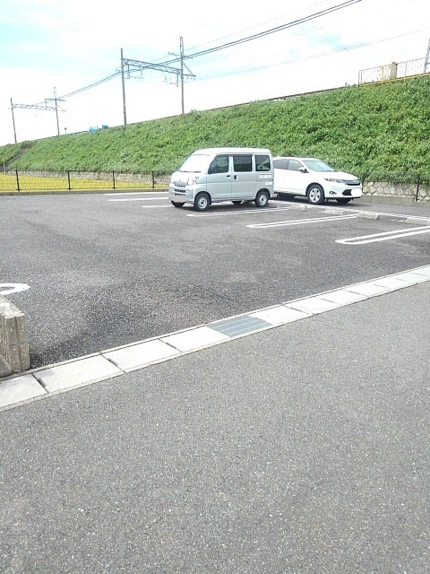 14/20 駐車場