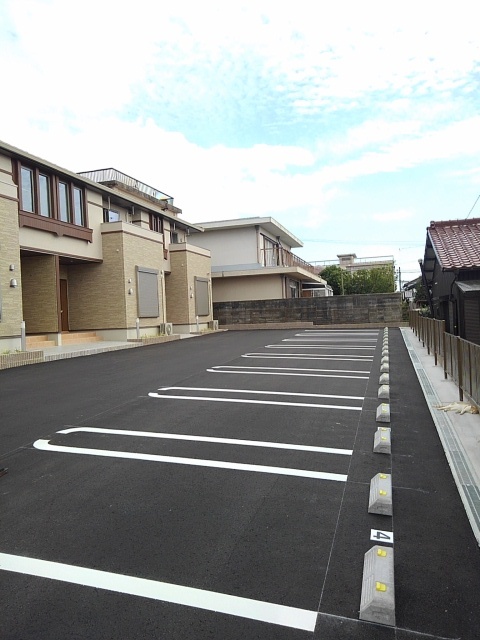 14/20 駐車場