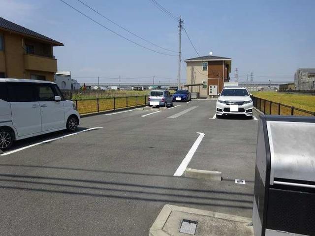 14/20 駐車場