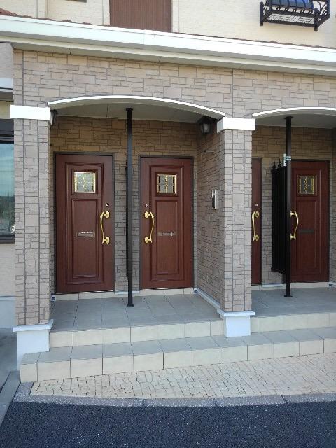 17/23 エントランス