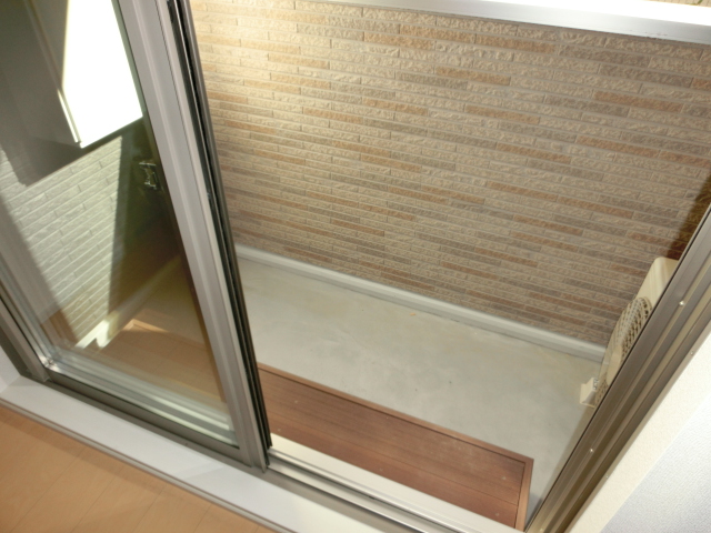 14/27 バルコニー