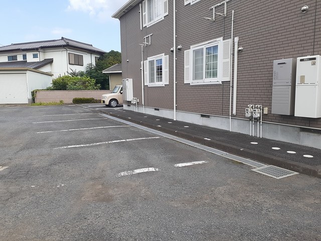 14/20 駐車場