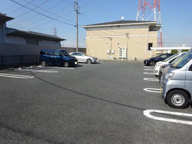 14/20 駐車場